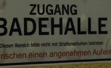 Zeigegeile, Reudige Milf In Der Badeanstalt Durchgenommen!