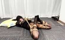 hanhan pantyhose bondage