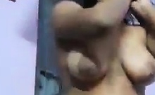 बूब्स खुले छोड़कर स्टू