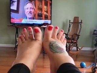 Foot fetish Close up feet and toes tease