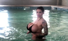 Leann amateur beautiful brunette with big boobs