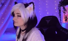 Blonde teen Sierras first erotic masturbation video